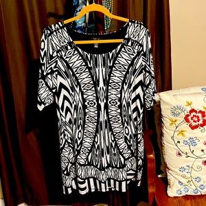 Women’s tunic size M